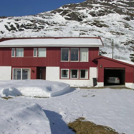 Nydelig Leilighet I Forste Etage. Sund  Luaran gambar
